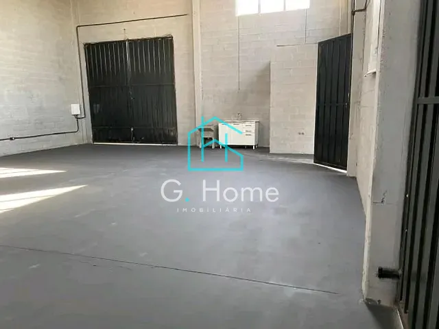 Galpão / Barracão com 150m², para alugar, no bairro Centro em Londrina