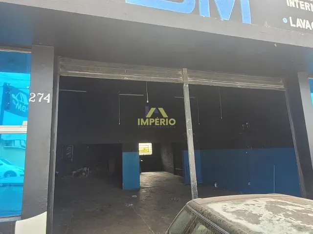 Galpão / Barracão com 121m², para alugar, no bairro Vila Nova em Salto