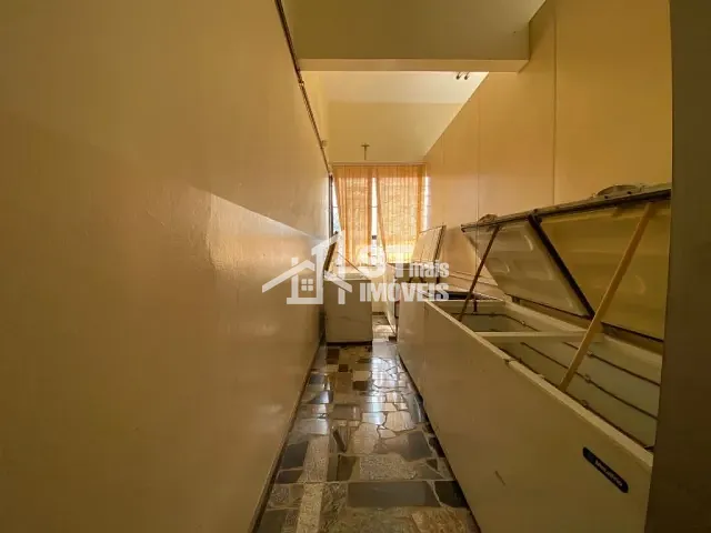 Galpão / Barracão com 630m², para alugar, no bairro Vila Buzato em Andradas
