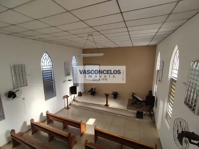 Galpão / Barracão com 310m², à venda, no bairro Vila Nair em São José dos Campos