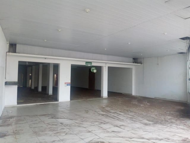 Foto do Galpão / Barracão - Galpão para alugar, 265 m² por R$ 3.000,00/mês - Jardim Induberaba - Uberaba/MG | ZUCATO IMOBILIARIA LTDA