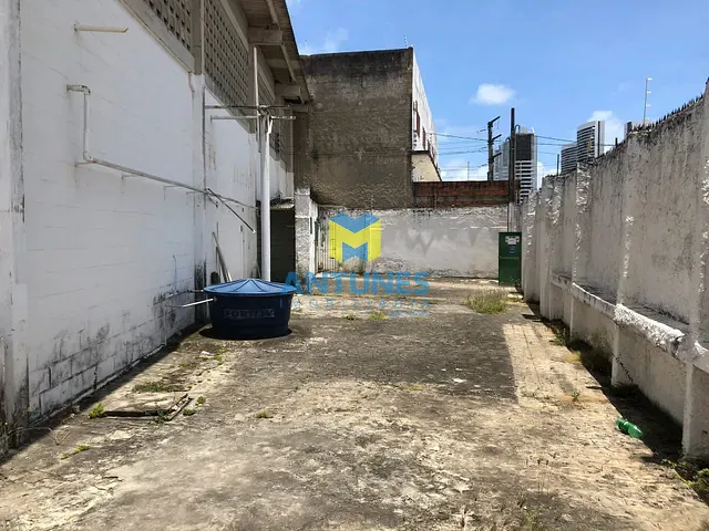Galpão / Barracão com 650m², para alugar, no bairro Imbiribeira em Recife