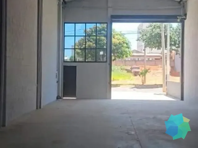 Galpão / Barracão com 265m², para alugar, no bairro Jardim Nair Maria em Salto