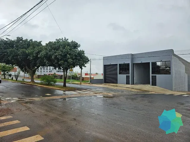 Galpão / Barracão com 265m², para alugar, no bairro Jardim Nair Maria em Salto