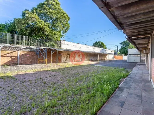 Galpão / Barracão com 600m², para alugar, no bairro Farrapos em Porto Alegre