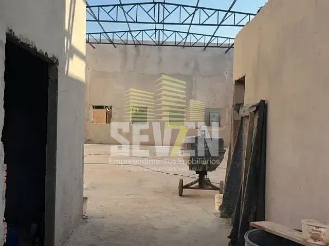 Galpão / Barracão com 484m², para alugar, no bairro Vila Engler em Bauru