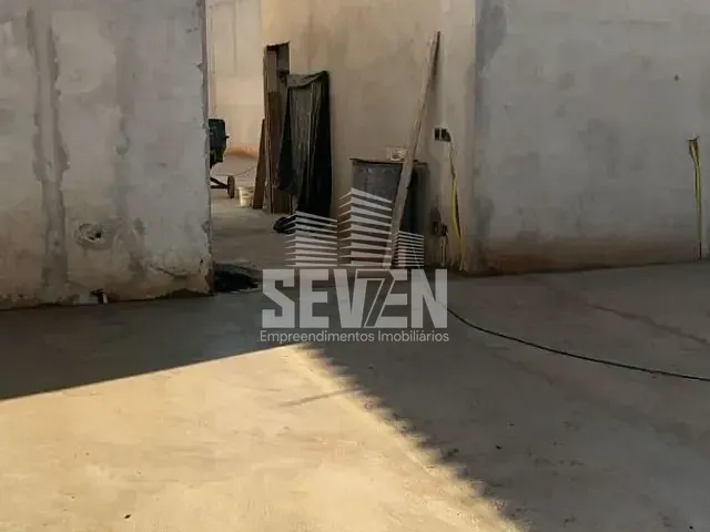 Galpão / Barracão com 484m², para alugar, no bairro Vila Engler em Bauru