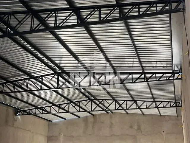 Galpão / Barracão com 484m², para alugar, no bairro Vila Engler em Bauru