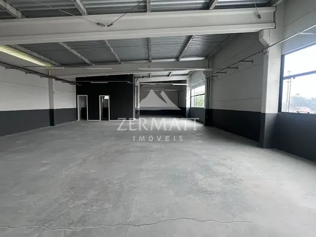 Galpão / Barracão com 1m², para alugar, no bairro Itoupava Seca em Blumenau