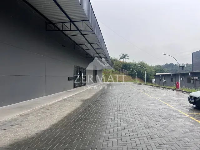 Galpão / Barracão com 1m², para alugar, no bairro Itoupava Seca em Blumenau