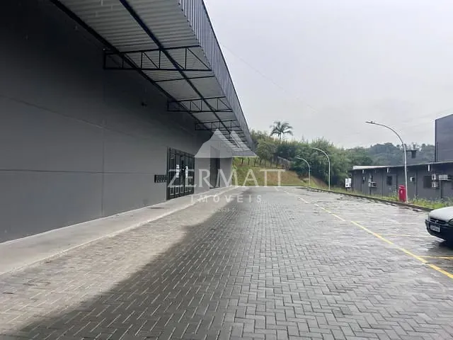 Galpão / Barracão com 1m², para alugar, no bairro Itoupava Seca em Blumenau