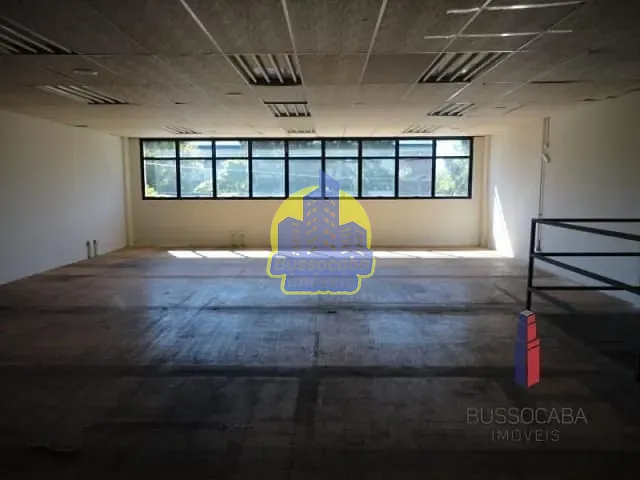 Galpão / Barracão com 1000m², para alugar, no bairro Tamboré em Barueri