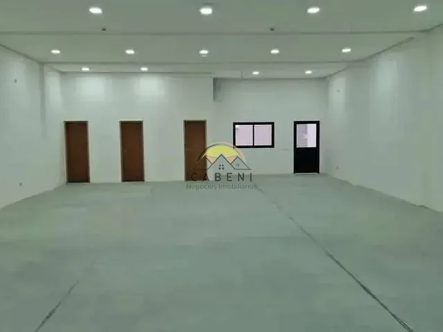 Galpão / Barracão com 400m², para alugar, no bairro Vila Romana em São Paulo