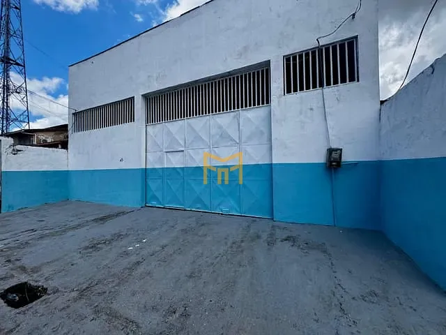 Galpão / Barracão à venda ou para alugar, no bairro Castanheira em Belém