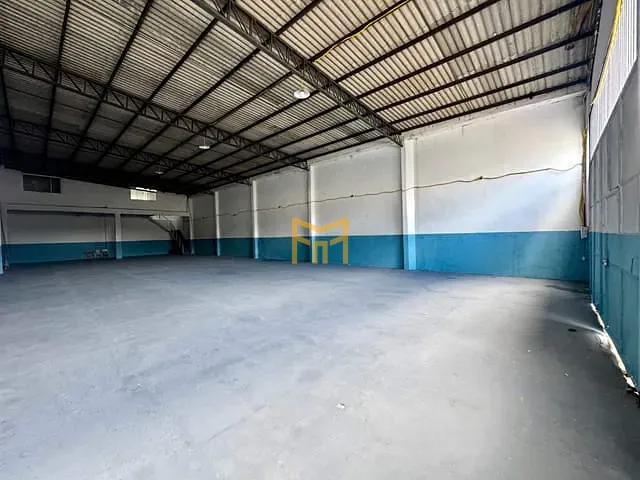 Galpão / Barracão à venda ou para alugar, no bairro Castanheira em Belém