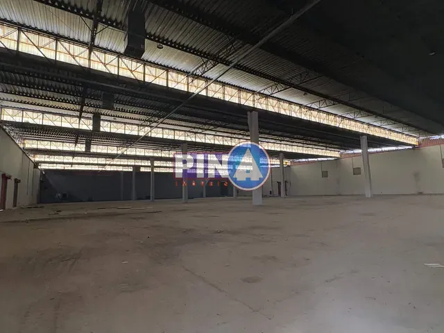 Galpão / Barracão com 6070m², para alugar, no bairro Vila Maria Luiza em Goiânia