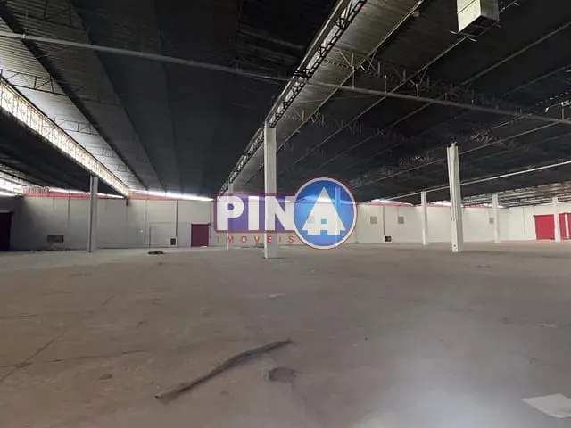 Galpão / Barracão com 6070m², para alugar, no bairro Vila Maria Luiza em Goiânia