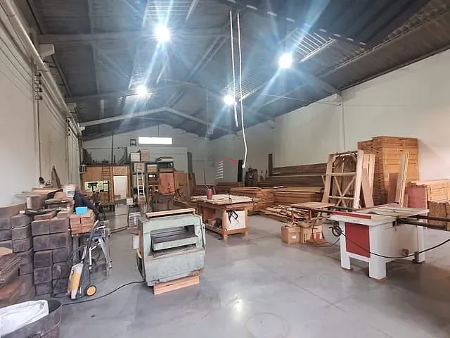 Galpão / Barracão para alugar, no bairro Antares em Londrina