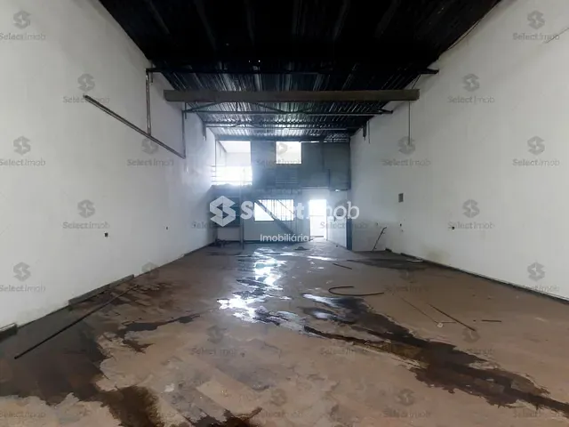 Galpão / Barracão com 357m², à venda, no bairro Vila Santa Cecília em Mauá