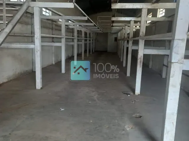 Galpão / Barracão com 400m², à venda, no bairro Jardim Satélite em São José dos Campos