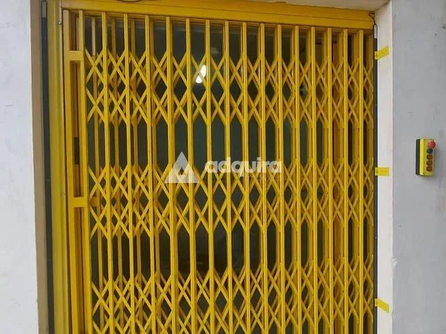 Galpão / Barracão com 951m², à venda, no bairro Centro em Castro