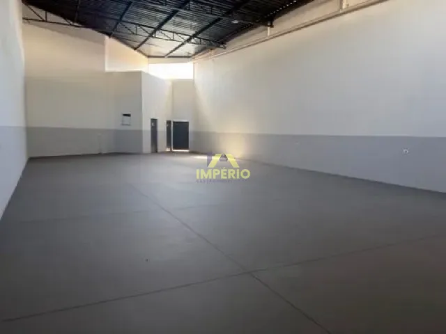 Galpão / Barracão com 220m² 1 quarto e 2 banheiros, para alugar, no bairro Bela Vista em Salto