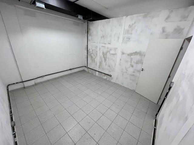 Galpão / Barracão com 350m², para alugar, no bairro Bela Vista em São Paulo