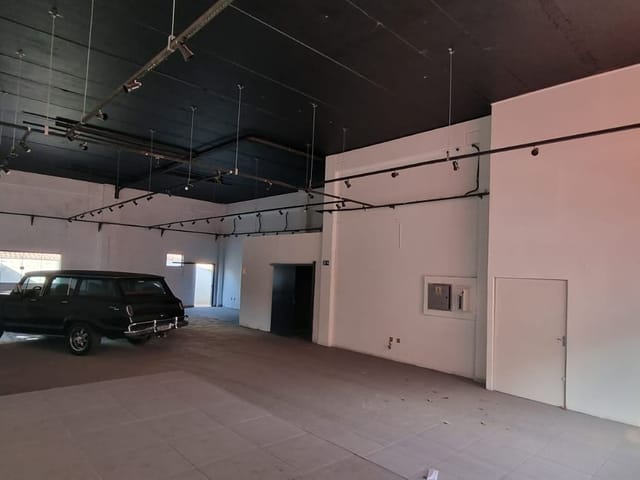 Galpão / Barracão para alugar, no bairro Vila Tenente Vasconcelos em São João da Boa Vista