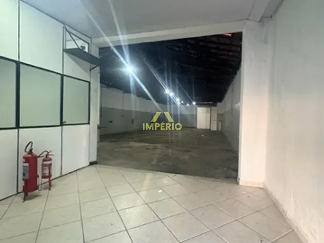 Galpão / Barracão com 150m², para alugar, no bairro Jardim Paraíso em Salto