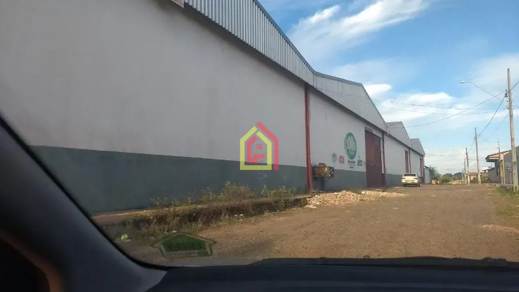 Comercial para alugar com 2 banheiros e 500m² no Bom Planalto, Marabá (PA) — foto 2 de 7