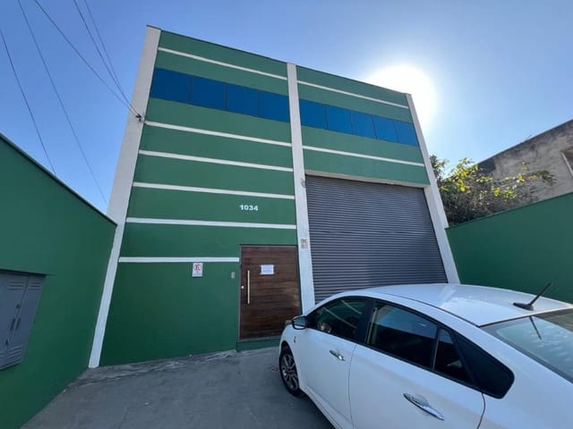 Galpão / Barracão com 500m², para alugar, no bairro Guaturinho em Cajamar