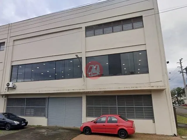 Galpão / Barracão com 537m², para alugar, no bairro Sarandi em Porto Alegre