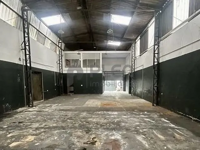 Galpão / Barracão com 216m², à venda, no bairro Vila Nova Mazzei em São Paulo