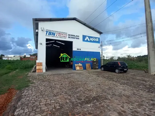 Galpão / Barracão com 600m², para alugar, no bairro Nenhum em Nenhum