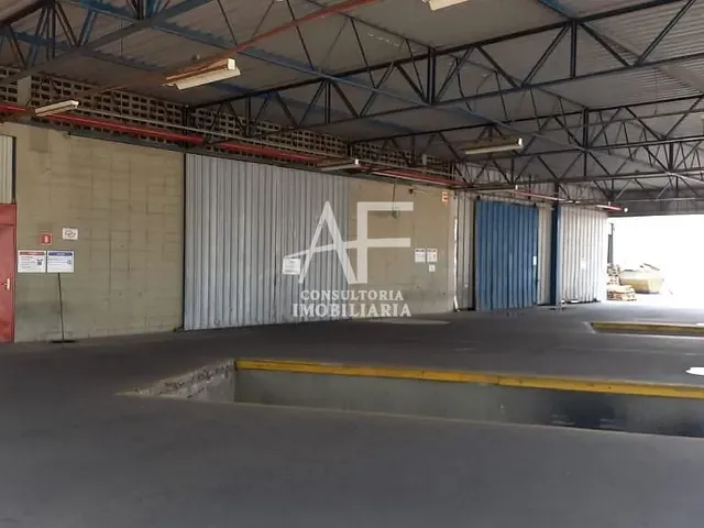 Galpão / Barracão com 6432m², para alugar, no bairro Jardim Baronesa em Taubaté