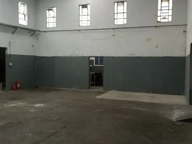 Galpão / Barracão para alugar, no bairro Parque Capuava em Santo André