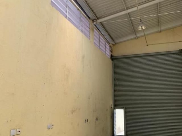 Foto do Galpão / Barracão - Excelente galpãp comercial para locação, 195 metros,6 metros de pe direito - Jardim Presidente Dutra, Guarulhos, SP | Imobiliária Compare