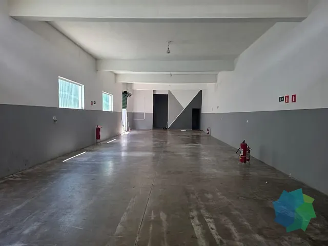 Galpão / Barracão com 269m², à venda ou para alugar, no bairro Residencial Vila Martins em Salto