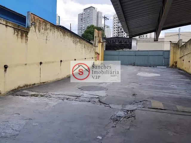 Galpão / Barracão com 815m², à venda, no bairro Vila Lúcia em São Paulo