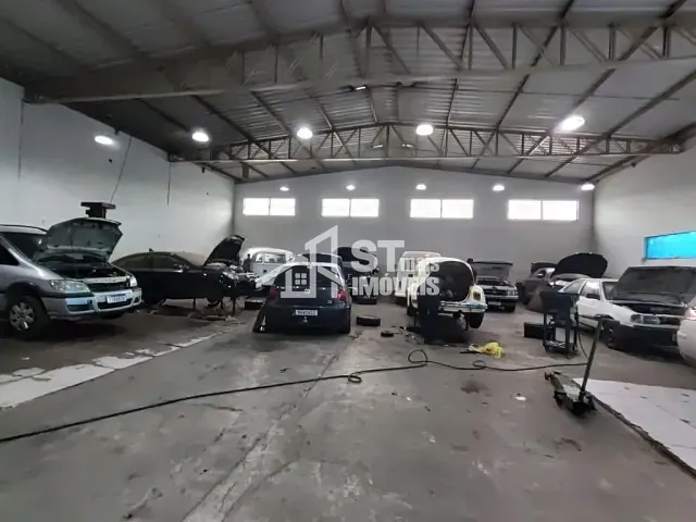 Galpão / Barracão com 565m², à venda, no bairro Jardim Mirante em Andradas