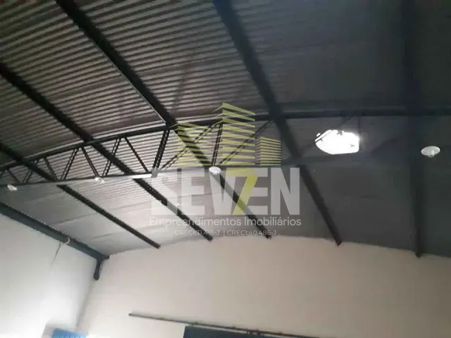 Galpão / Barracão com 350m², para alugar, no bairro Jardim Vânia Maria em Bauru