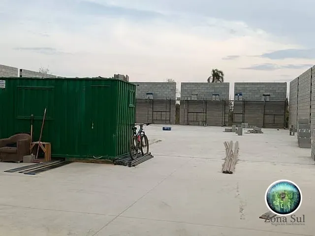 Galpão / Barracão para alugar, no bairro Iporanga em Sorocaba