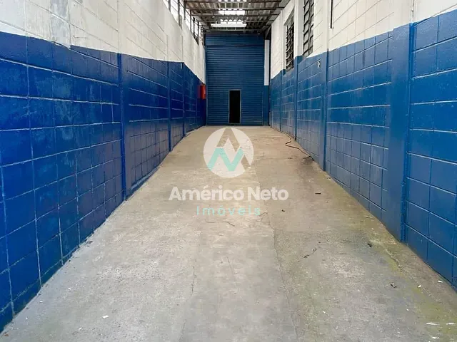 Galpão / Barracão com 623m², para alugar, no bairro Jardim Independência em São Paulo