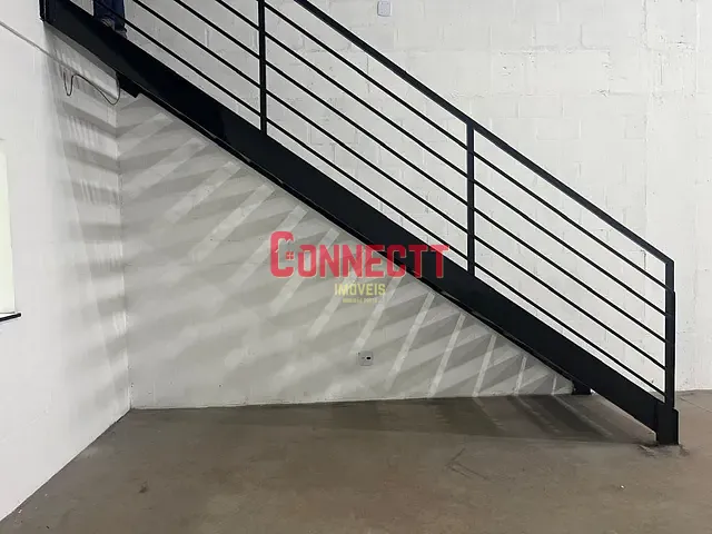 Galpão / Barracão com 250m², à venda ou para alugar, no bairro Conjunto Residencial Sao Fernando em Ribeirão Preto