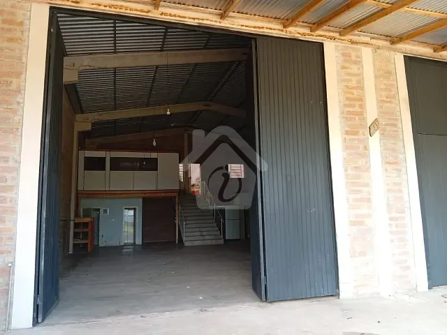 Galpão / Barracão com 240m², para alugar, no bairro Canabarro em Teutônia
