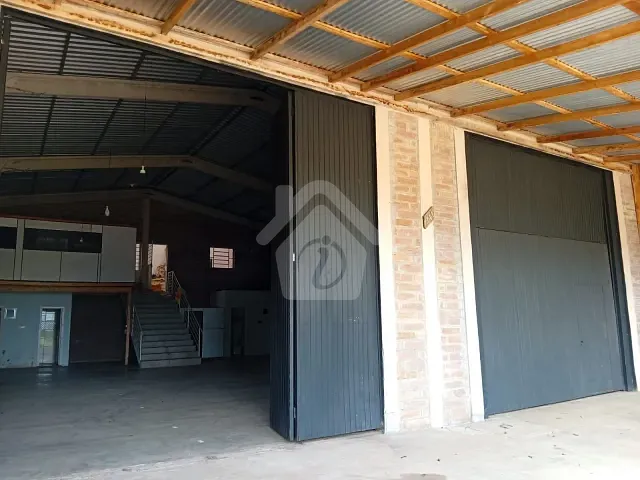 Galpão / Barracão com 240m², para alugar, no bairro Canabarro em Teutônia