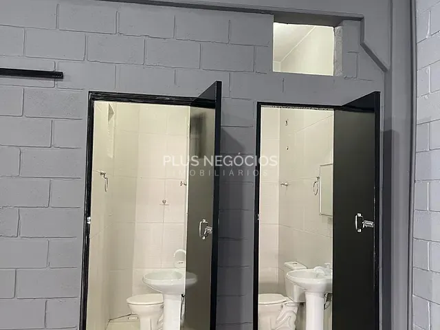 Galpão / Barracão com 300m², à venda, no bairro Jardim Piazza di Roma em Sorocaba