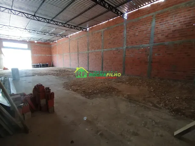 Galpão / Barracão com 300m² 1 quarto e 1 banheiro, para alugar, no bairro Parque Ideal em Teresina