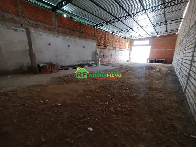 Galpão / Barracão com 300m² 1 quarto e 1 banheiro, para alugar, no bairro Parque Ideal em Teresina