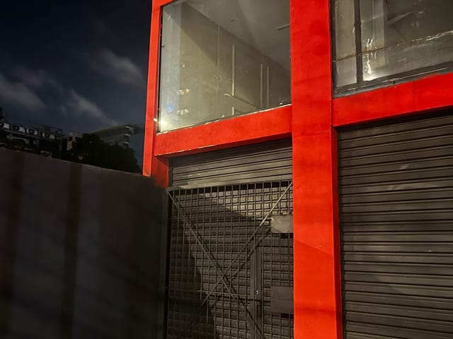 Galpão / Barracão com 260m², à venda ou para alugar, no bairro Piratininga em Osasco